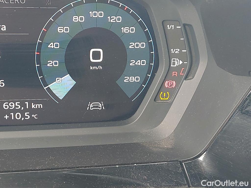  Audi  A3 AUDI  / 2020 / 5P / berlina con portón Sportback Advanced 30 TFSI 81kW Stron MildHybrid #19