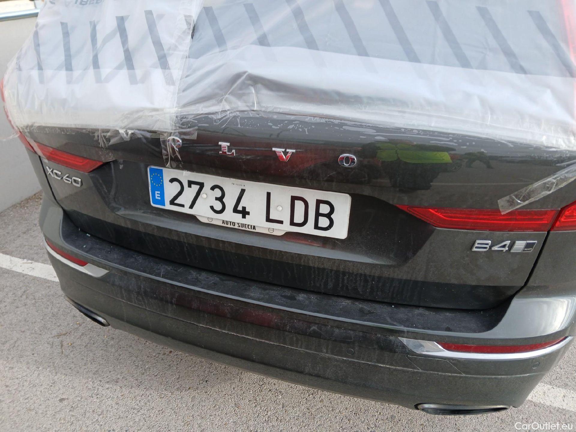  Volvo  XC60 VOLVO  / 2017 / 5P / todoterreno 2.0 B4 D4 AWD Inscription Auto #19