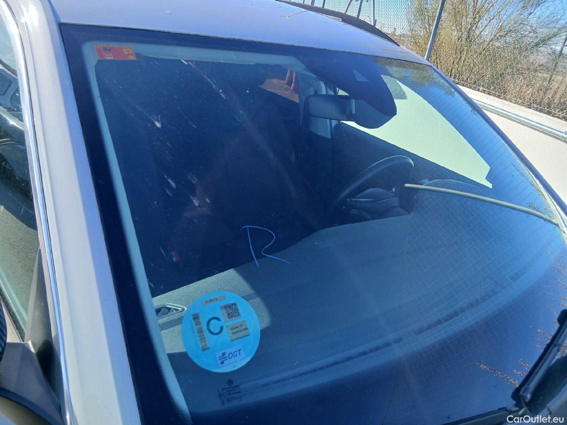  Volkswagen  T-ROC VOLKSWAGEN  / 2017 / 5P / todoterreno Edition 1.0 TSI 85kW (115CV) #5