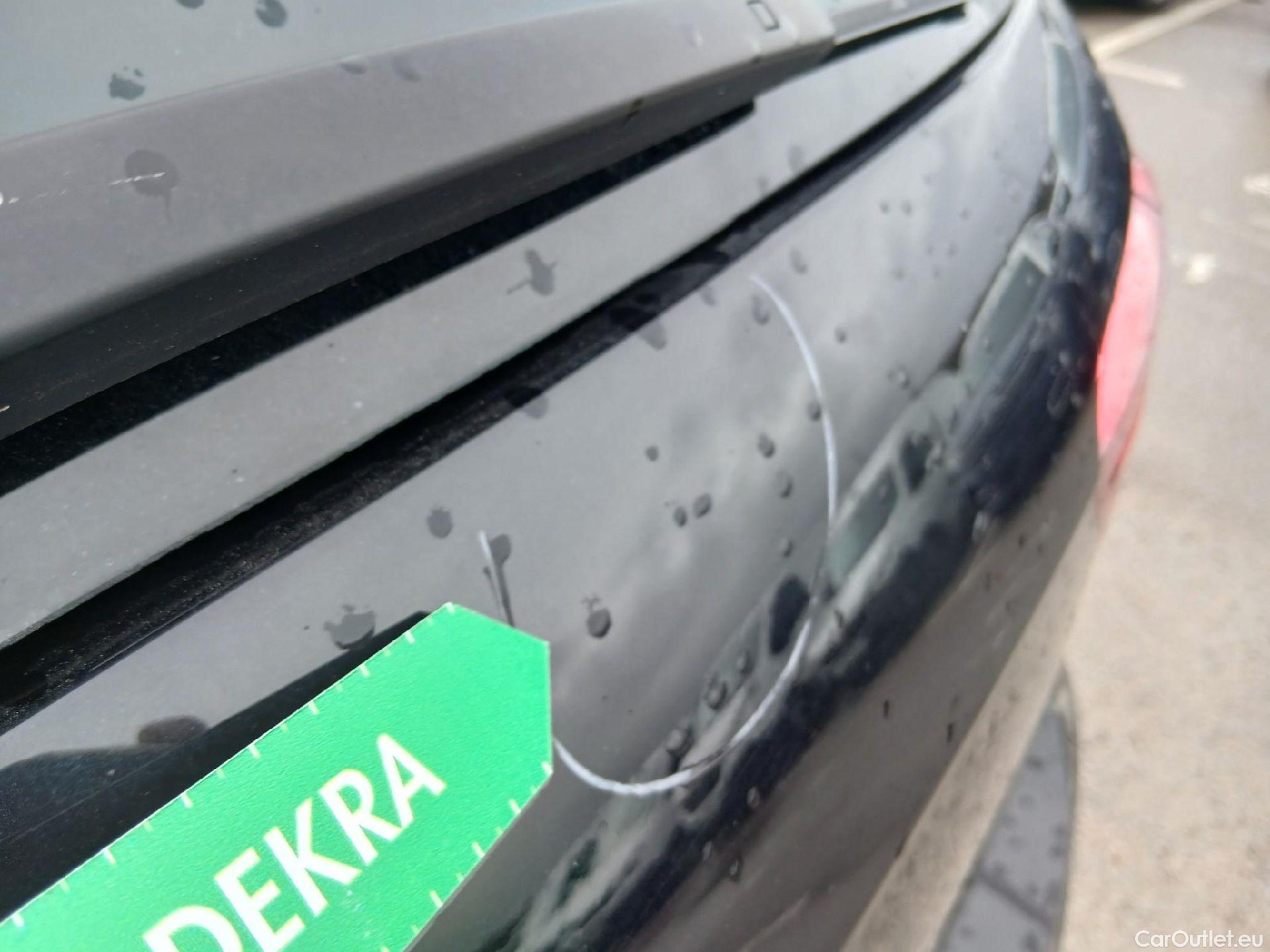  Volkswagen  Tiguan VOLKSWAGEN  / 2020 / 5P / todoterreno Life 2.0 TDI 110kW (150CV) DSG (AC2) #19