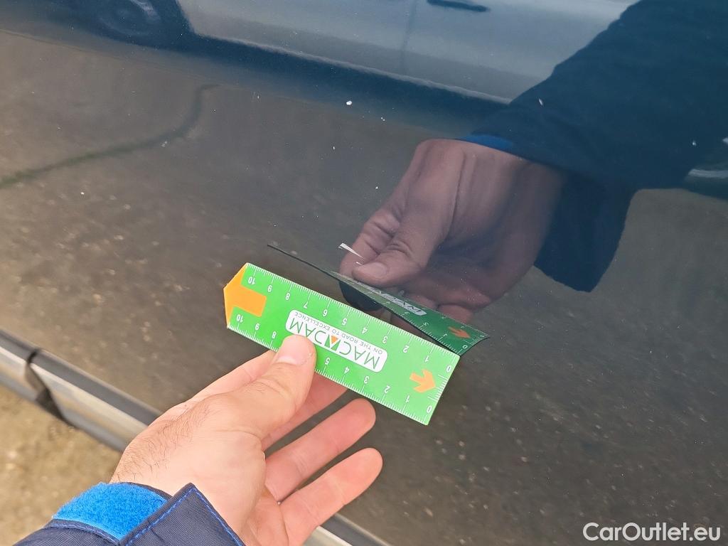  Peugeot  5008 PEUGEOT  / 2020 / 5P / todoterreno 2.0 BlueHDi 133kW S&S GT EAT8 #35