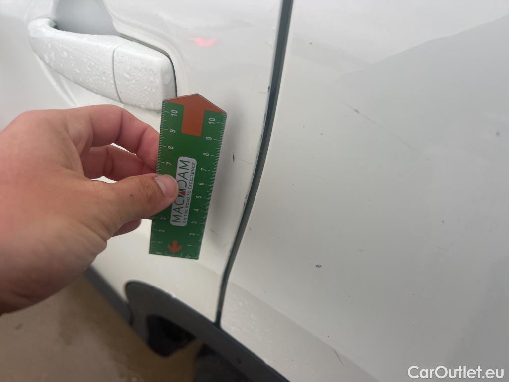  Nissan  Qashqai NISSAN  / 2017 / 5P / todoterreno dCi 85 kW (115 CV) E6D DCT ACENTA #11