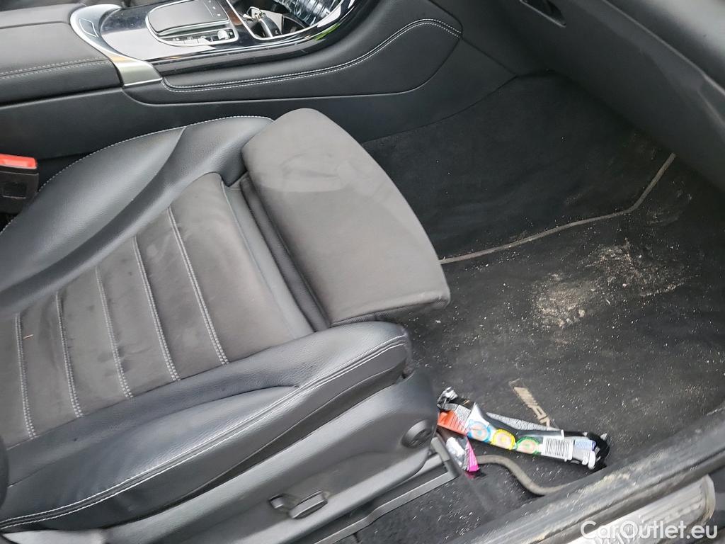  Mercedes  G-Klasee MERCEDES-BENZ Clase GLC / 2019 / 5P / todoterreno GLC 300 de 4MATIC #26