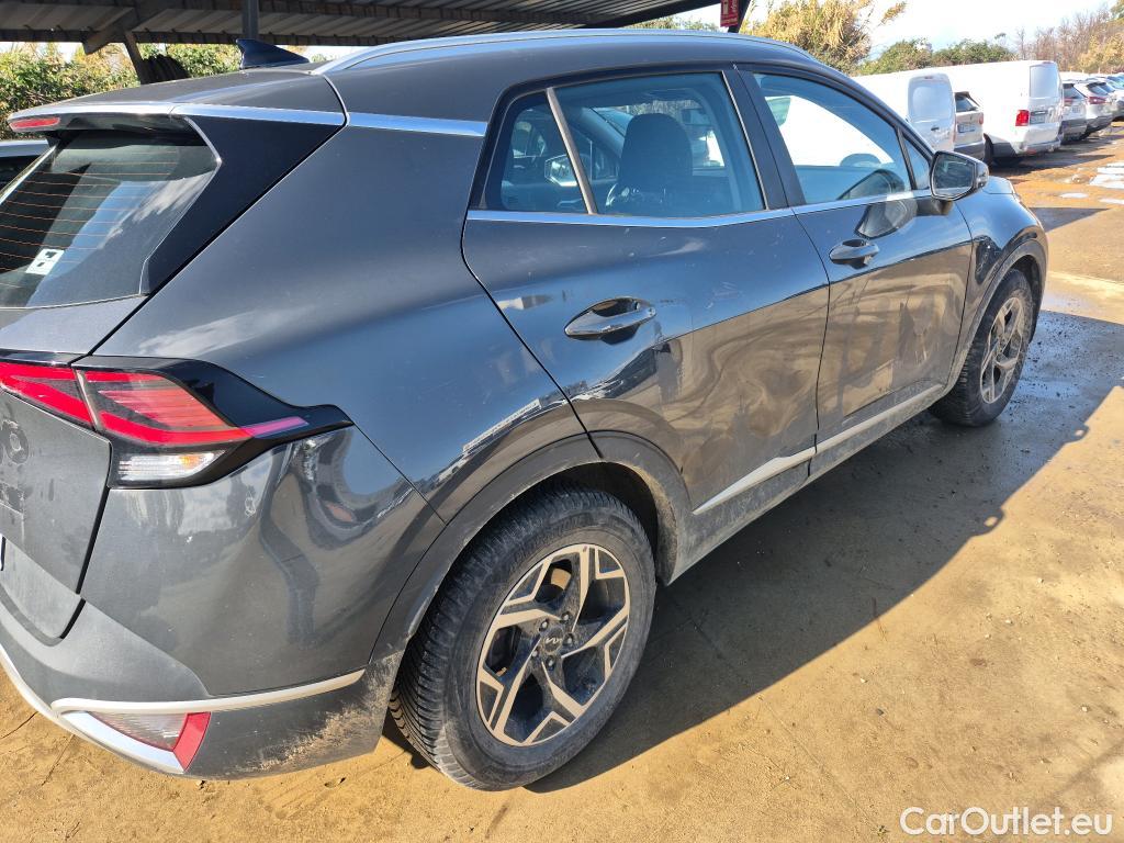  KIA  Sportage KIA  / 2022 / 5P / todoterreno 1.6 CRDi 85kW (115CV) Concept 4X2 #10