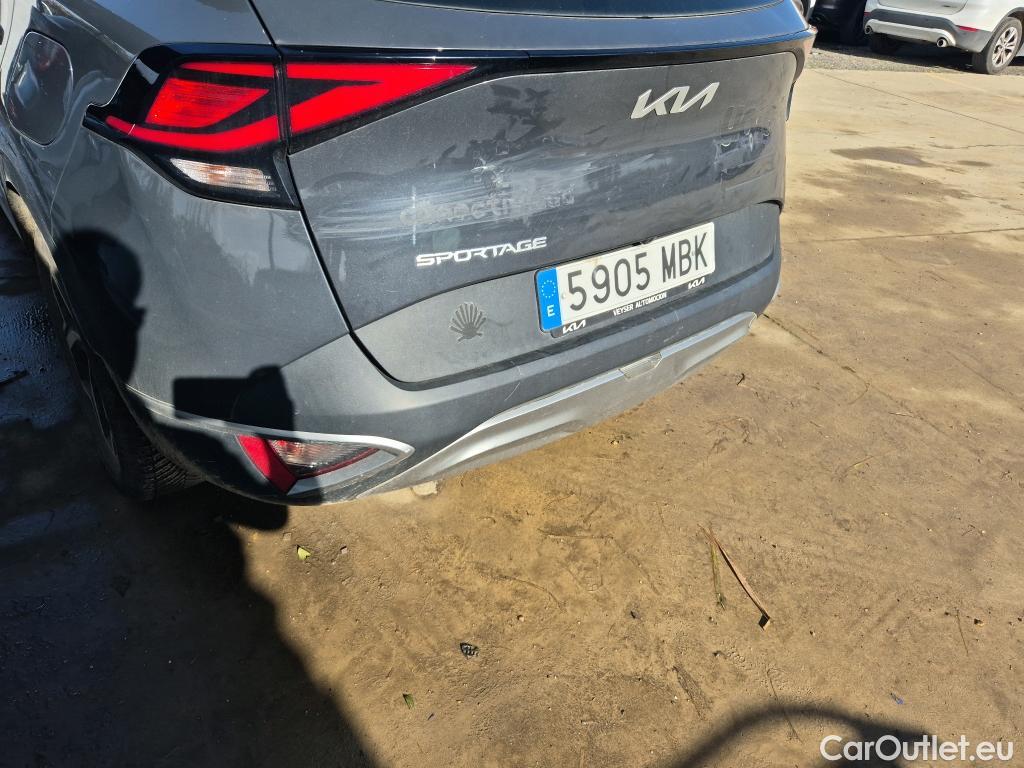  KIA  Sportage KIA  / 2022 / 5P / todoterreno 1.6 CRDi 85kW (115CV) Concept 4X2 #23