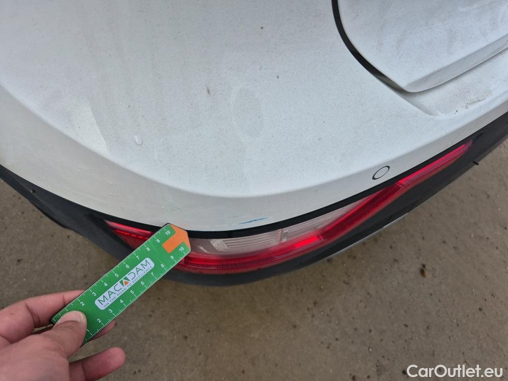  KIA  Niro E- Concept 150 kW Gran Autonomia #25