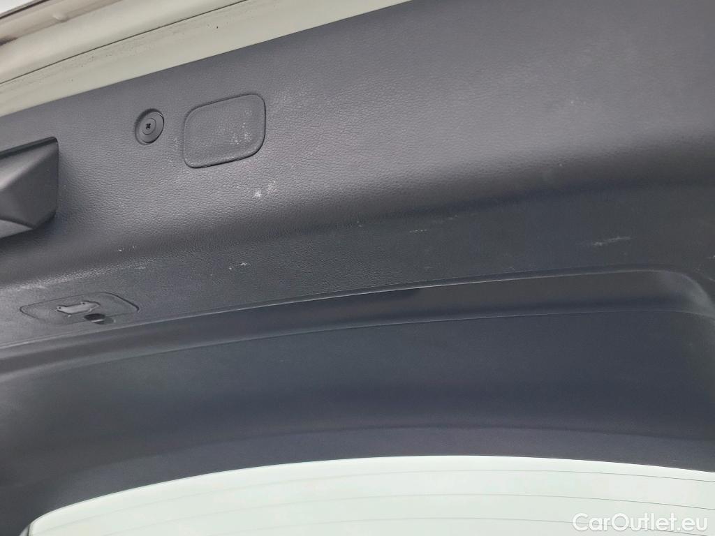  KIA  Sportage KIA  / 2018 / 5P / todoterreno 1.6 MHEV Business 85kW (115CV) 4x2 #18