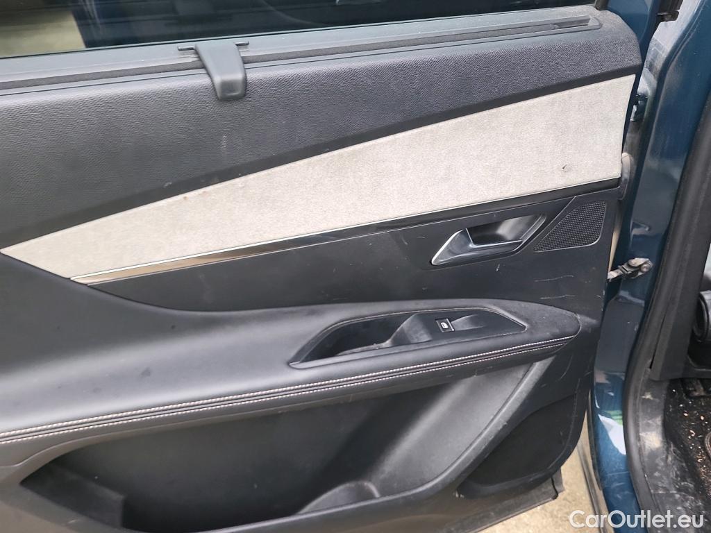  Peugeot  5008 PEUGEOT  / 2020 / 5P / todoterreno 2.0 BlueHDi 133kW S&S GT EAT8 #21