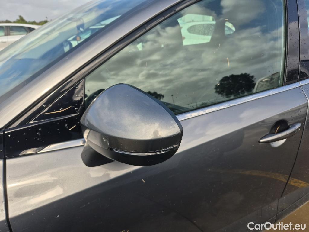  Nissan  Qashqai NISSAN  / 2021 / 5P / todoterreno DIG-T 116kW (158CV) mHEV Xtronic Acenta (AC) #11