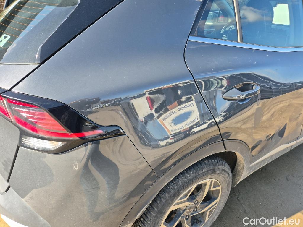  KIA  Sportage KIA  / 2022 / 5P / todoterreno 1.6 CRDi 85kW (115CV) Concept 4X2 #39