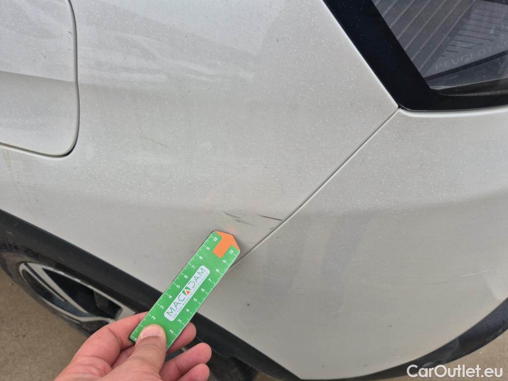  Peugeot  3008 PEUGEOT  Hybrid / 2020 / 5P / todoterreno 225 e-EAT8 GT #15