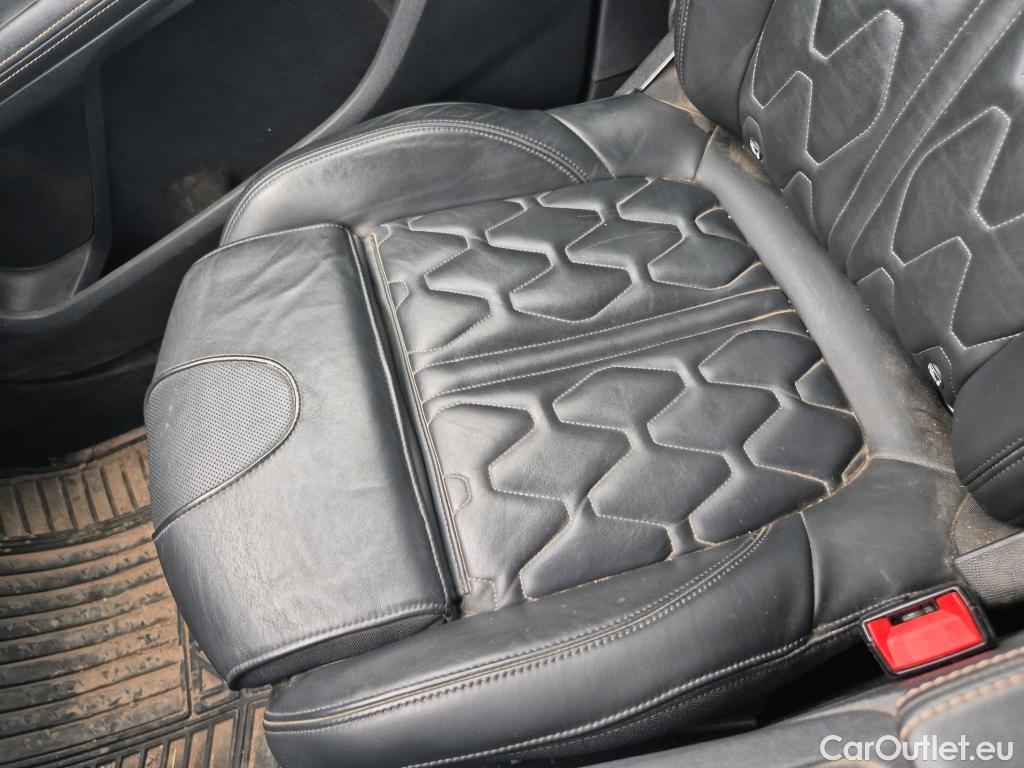  Peugeot  3008 PEUGEOT  Hybrid / 2020 / 5P / todoterreno 225 e-EAT8 GT #1