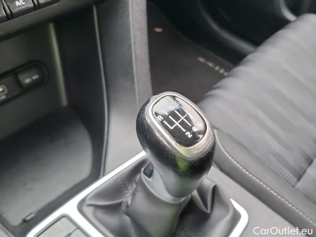  KIA  Sportage KIA  / 2018 / 5P / todoterreno 1.6 MHEV Business 85kW (115CV) 4x2 #12