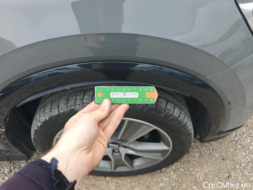  Audi  Q2 AUDI  / 2016 / 5P / todoterreno Design 35 TFSI 110kW (150CV) S tronic #54