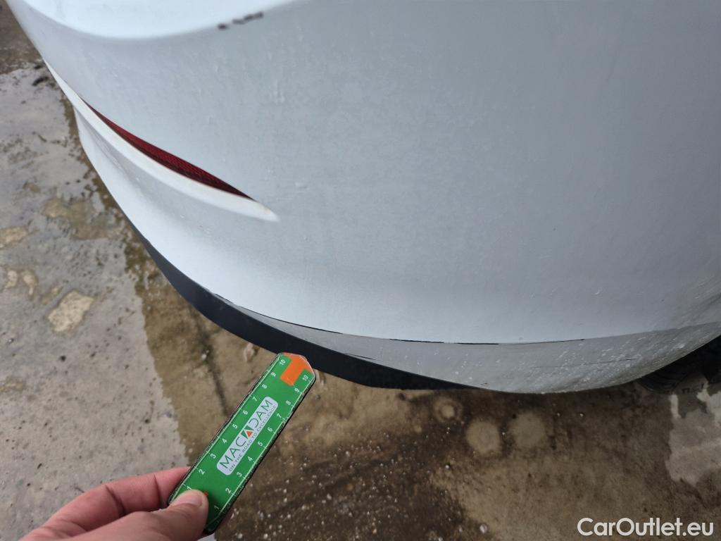  Volkswagen  Golf  VOLKSWAGEN / 2020 / 5P / berlina con portón 2.0 TDI 85kW (115CV) #7