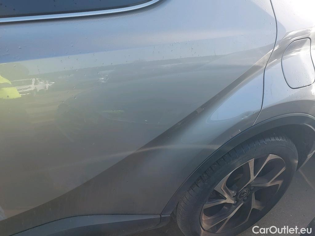  Toyota  C-HR TOYOTA  / 2016 / 5P / todoterreno 1.8 125H Advance (CX) #5