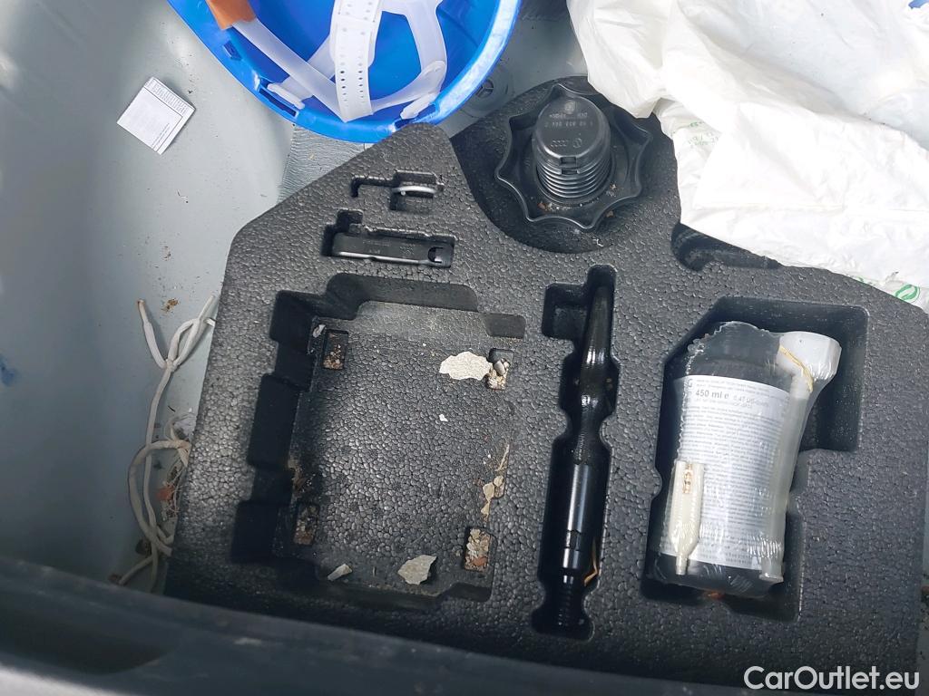  Seat  Leon SEAT Nuevo León / 2020 / 5P / familiar SP 2.0 TDI 85kW Style Go(SP) #16