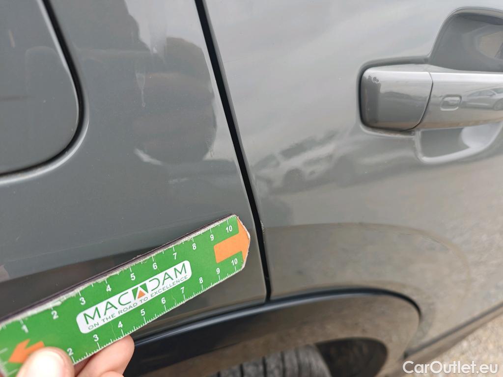  Audi  Q2 AUDI  / 2016 / 5P / todoterreno Design 35 TFSI 110kW (150CV) S tronic #65