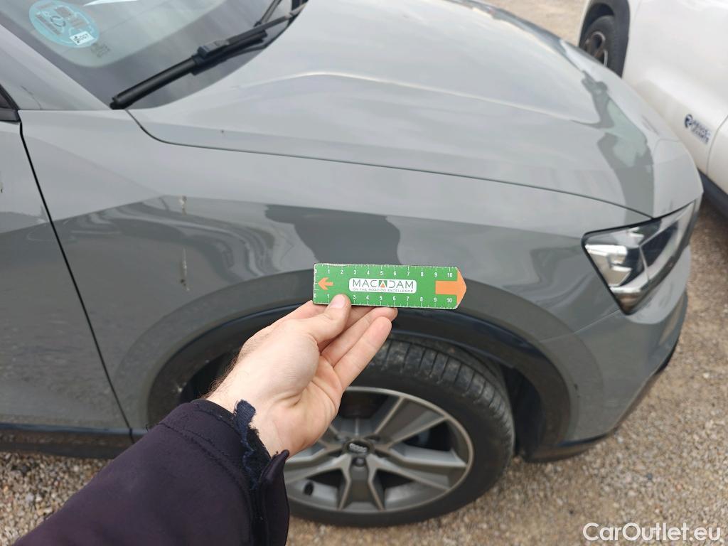  Audi  Q2 AUDI  / 2016 / 5P / todoterreno Design 35 TFSI 110kW (150CV) S tronic #56