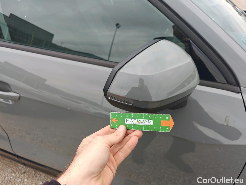  Audi  Q2 AUDI  / 2016 / 5P / todoterreno Design 35 TFSI 110kW (150CV) S tronic #76