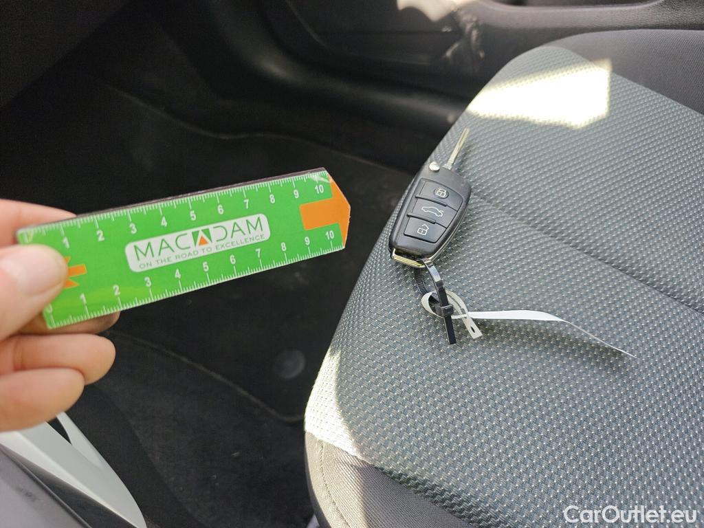  Audi  Q2 AUDI  / 2016 / 5P / todoterreno Design 30 TFSI 85kW (116CV) #1