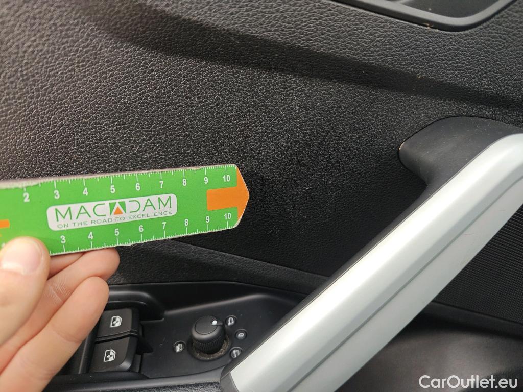  Audi  Q2 AUDI  / 2016 / 5P / todoterreno Design 30 TFSI 85kW (116CV) #7