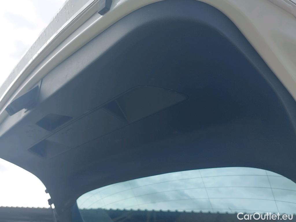  Seat  Leon SEAT Nuevo León / 2020 / 5P / familiar SP 2.0 TDI 85kW Style Go(SP) #25