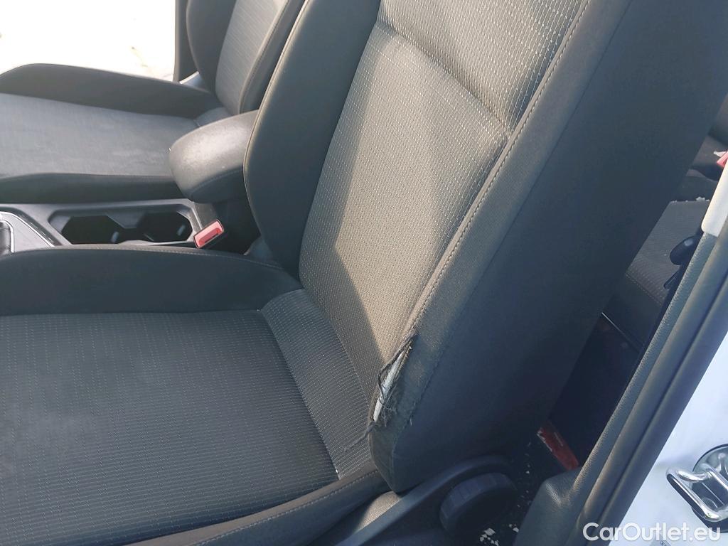  Volkswagen  Tiguan VOLKSWAGEN  / 2020 / 5P / todoterreno  2.0 TDI 90kW (122CV) #3