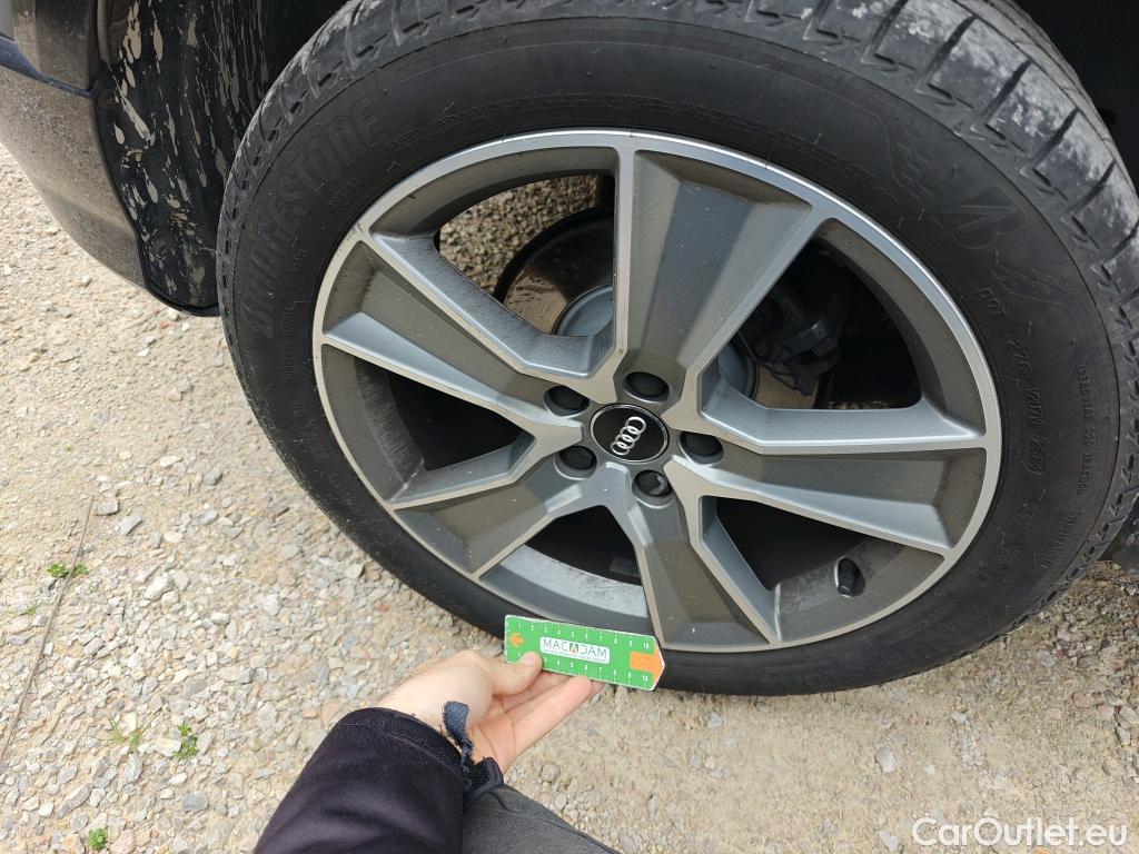  Audi  Q2 AUDI  / 2016 / 5P / todoterreno Design 35 TFSI 110kW (150CV) S tronic #58