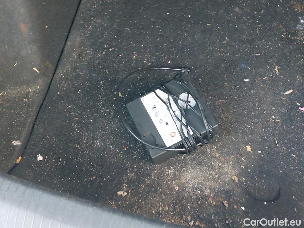  Volkswagen  Tiguan VOLKSWAGEN  / 2020 / 5P / todoterreno  2.0 TDI 90kW (122CV) #6