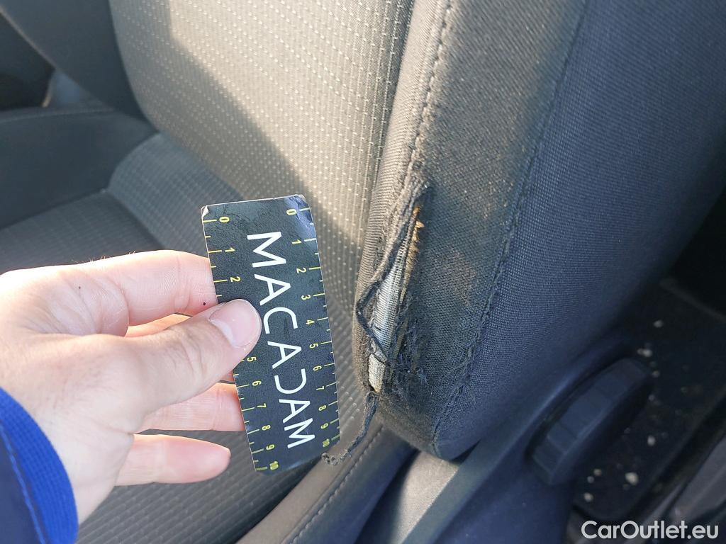  Volkswagen  Tiguan VOLKSWAGEN  / 2020 / 5P / todoterreno  2.0 TDI 90kW (122CV) #4