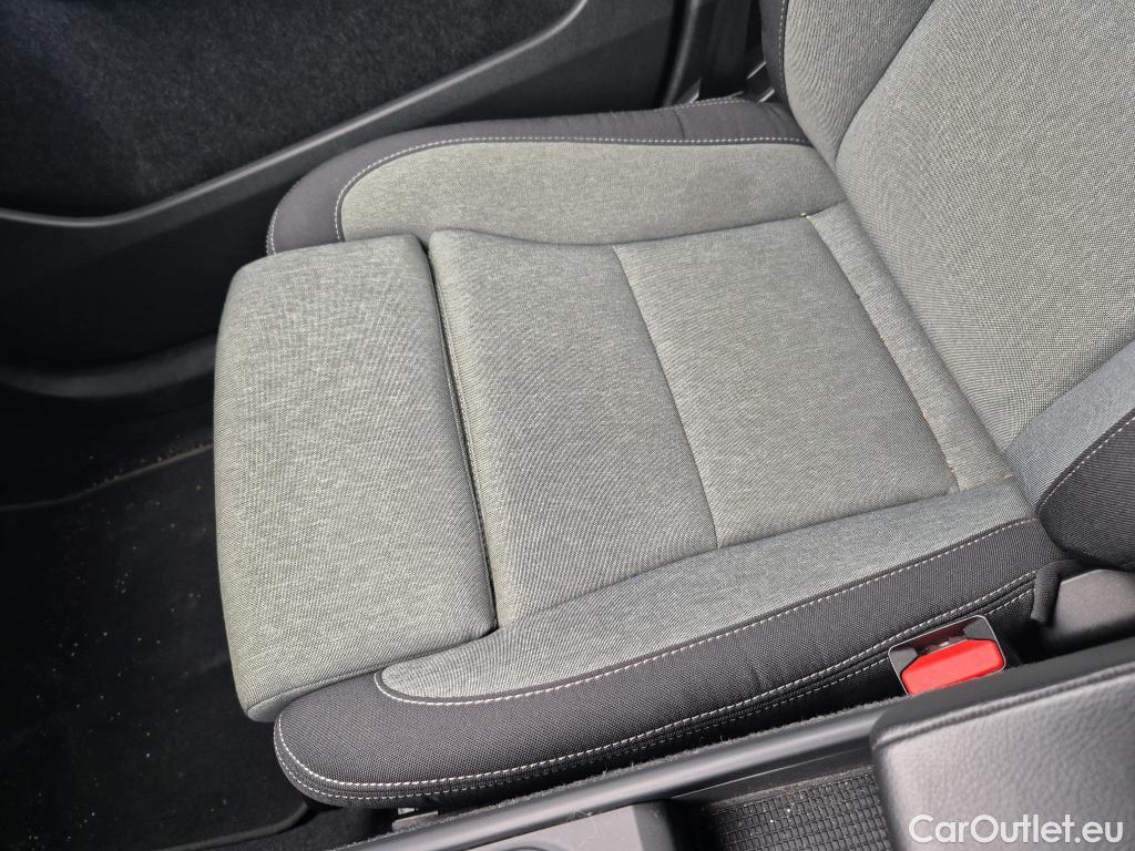  Volvo  XC 40 VOLVO XC40 / 2021 / 5P / todoterreno 1.5 T4 Twin Recharge Core Auto #19