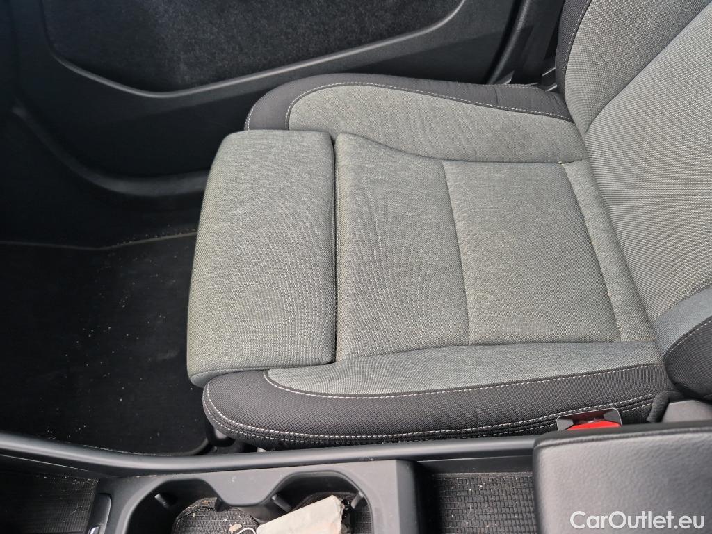  Volvo  XC 40 VOLVO XC40 / 2021 / 5P / todoterreno 1.5 T4 Twin Recharge Core Auto #20