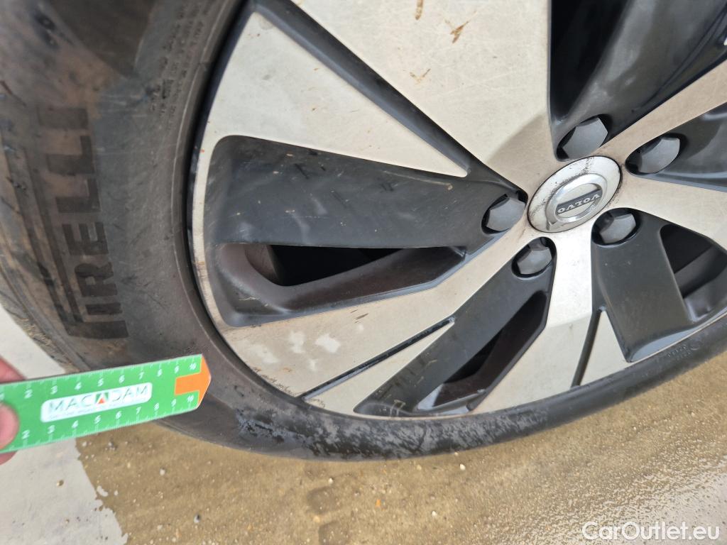  Volvo  XC 40 VOLVO XC40 / 2021 / 5P / todoterreno 1.5 T4 Twin Recharge Core Auto #9