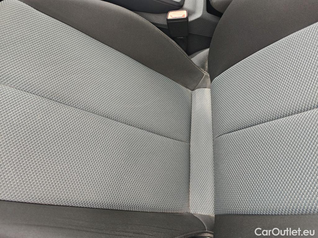  Audi  Q2 AUDI  / 2016 / 5P / todoterreno Design 30 TFSI 85kW (116CV) #15