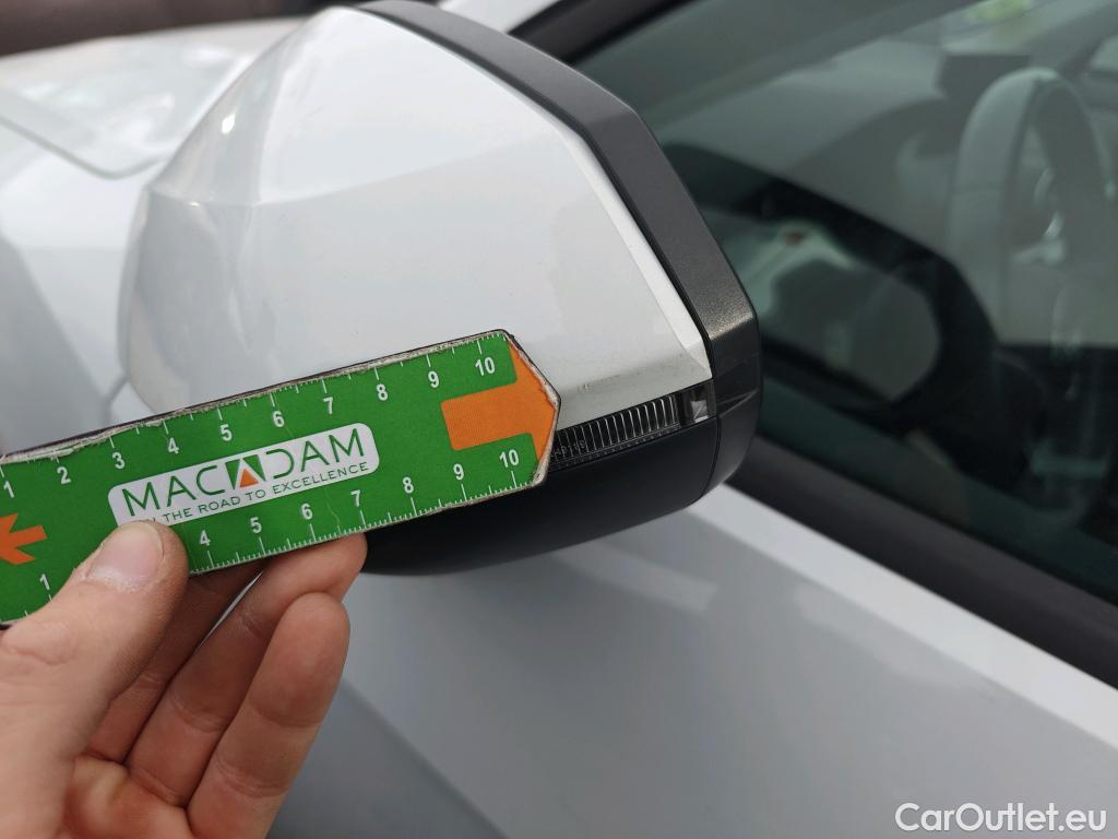  Audi  Q2 AUDI  / 2016 / 5P / todoterreno Design 30 TFSI 85kW (116CV) #19