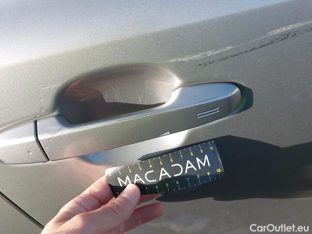  Toyota  C-HR TOYOTA  / 2016 / 5P / todoterreno 1.8 125H Advance (CX) #12