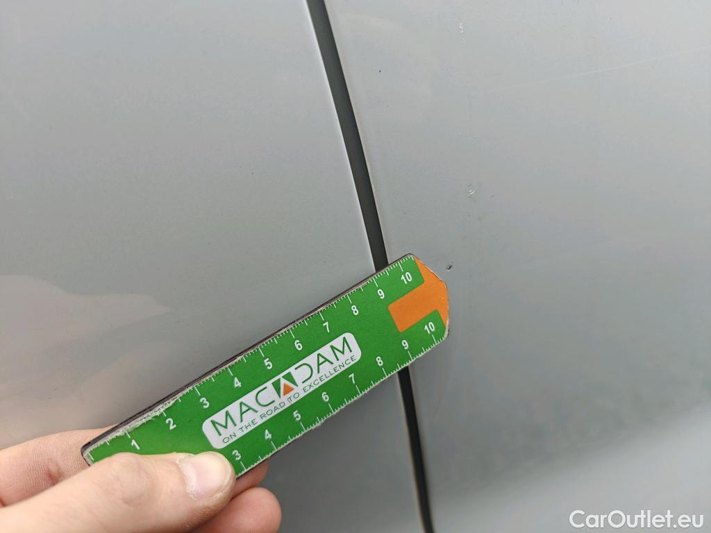  Audi  Q2 AUDI  / 2016 / 5P / todoterreno Design 30 TFSI 85kW (116CV) #25