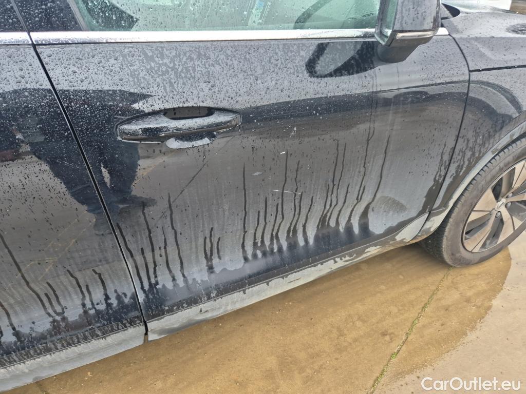  Volvo  XC 40 VOLVO XC40 / 2021 / 5P / todoterreno 1.5 T4 Twin Recharge Core Auto #12