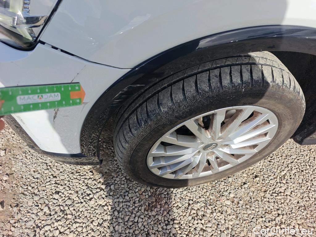  Audi  Q2 AUDI  / 2016 / 5P / todoterreno Design 30 TFSI 85kW (116CV) #49