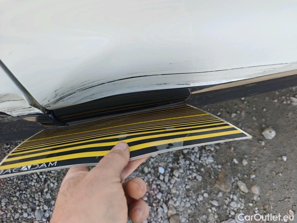  Audi  Q2 AUDI  / 2016 / 5P / todoterreno Design 30 TFSI 85kW (116CV) #4