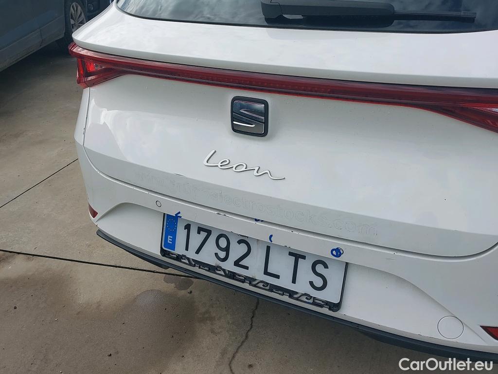  Seat  Leon SEAT Nuevo León / 2020 / 5P / familiar SP 2.0 TDI 85kW Style Go(SP) #38