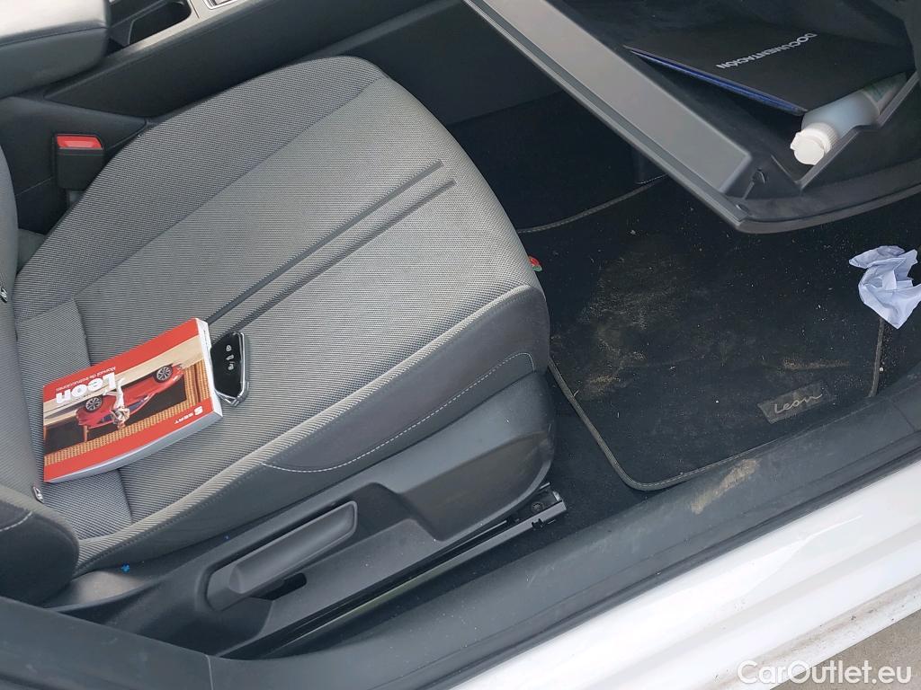  Seat  Leon SEAT Nuevo León / 2020 / 5P / familiar SP 2.0 TDI 85kW Style Go(SP) #48