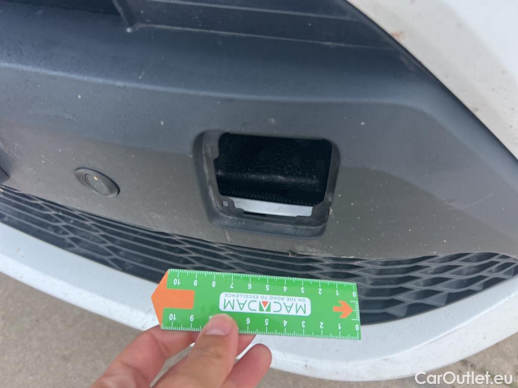  Toyota  C-HR TOYOTA  / 2019 / 5P / todoterreno 2.0 180H Advance #16