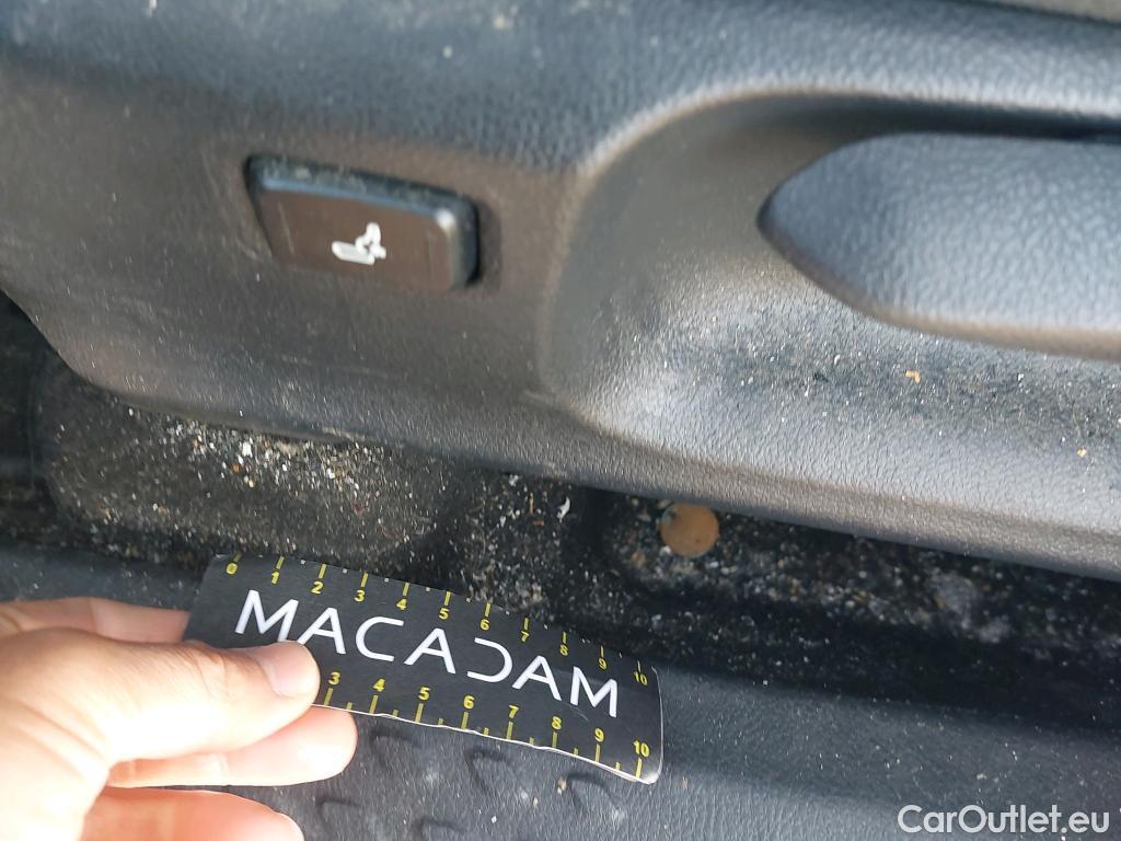  Toyota  C-HR TOYOTA  / 2016 / 5P / todoterreno 1.8 125H Advance (CX) #14