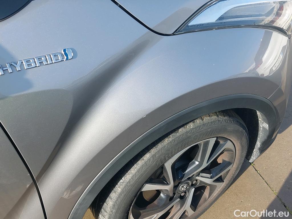  Toyota  C-HR TOYOTA  / 2016 / 5P / todoterreno 1.8 125H Advance (CX) #33