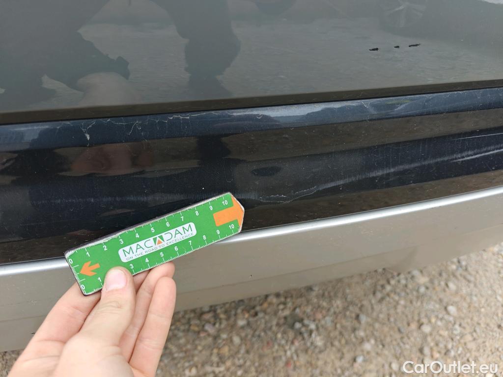  Audi  Q2 AUDI  / 2016 / 5P / todoterreno Design 35 TFSI 110kW (150CV) S tronic #36