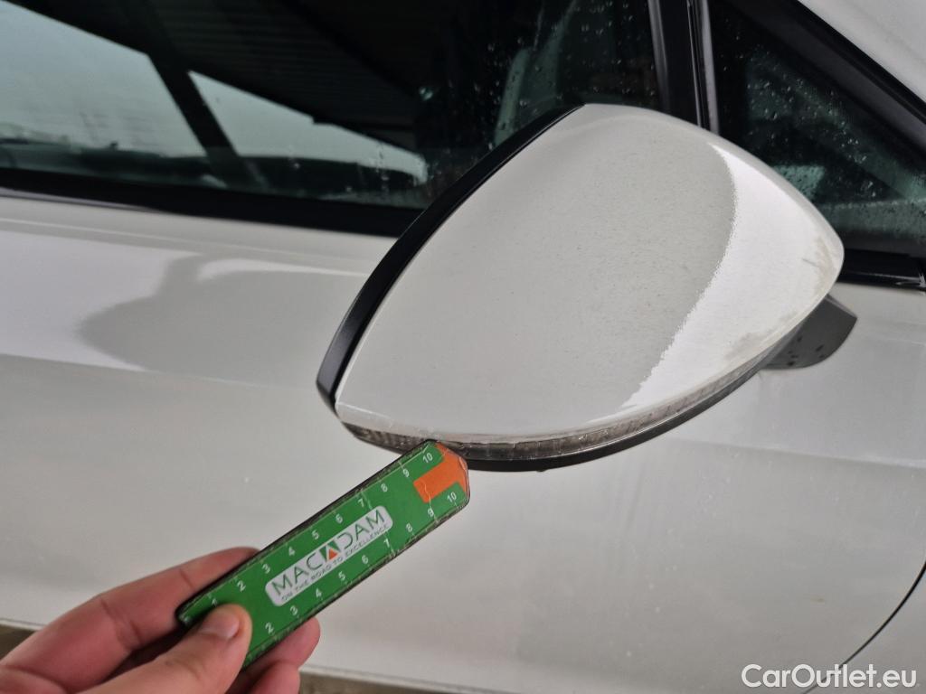  Volkswagen  Golf  VOLKSWAGEN / 2020 / 5P / berlina con portón 2.0 TDI 85kW (115CV) #22