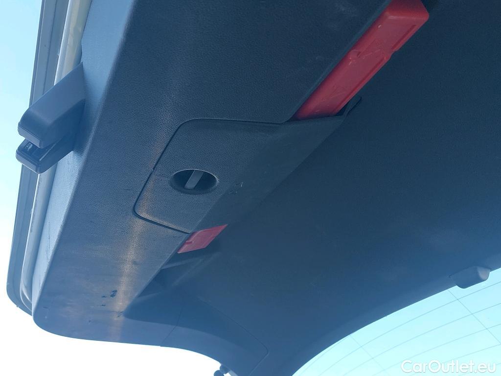  Volkswagen  Tiguan VOLKSWAGEN  / 2020 / 5P / todoterreno  2.0 TDI 90kW (122CV) #14