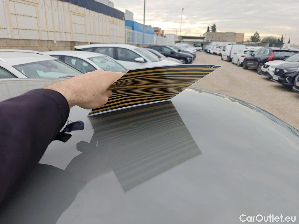  Audi  Q2 AUDI  / 2016 / 5P / todoterreno Design 35 TFSI 110kW (150CV) S tronic #3